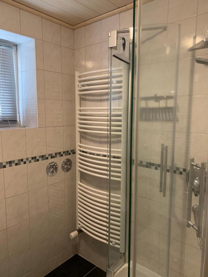 Fewo Anja Apartment Vellmar Bagian luar foto