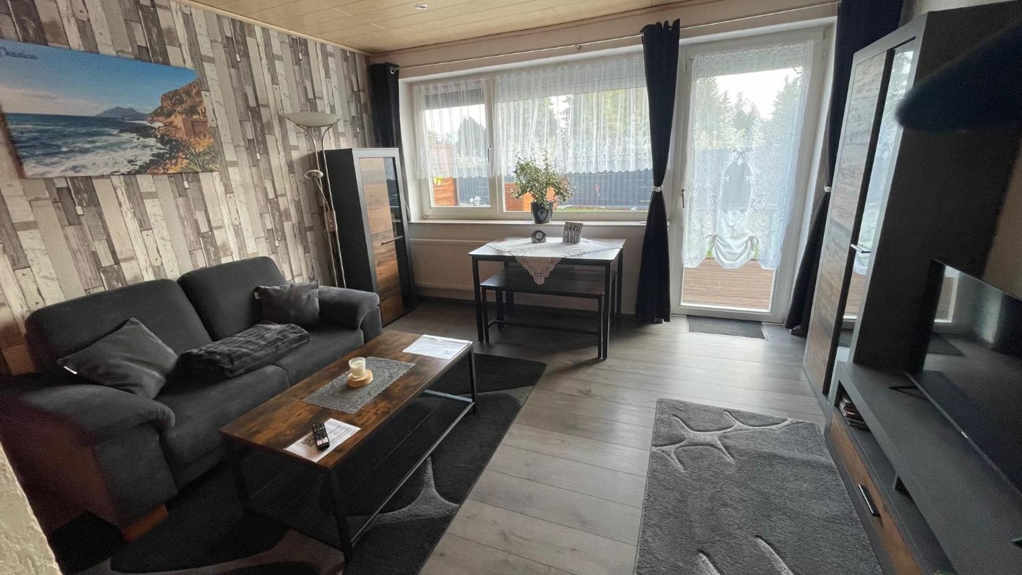 Fewo Anja Apartment Vellmar Bagian luar foto